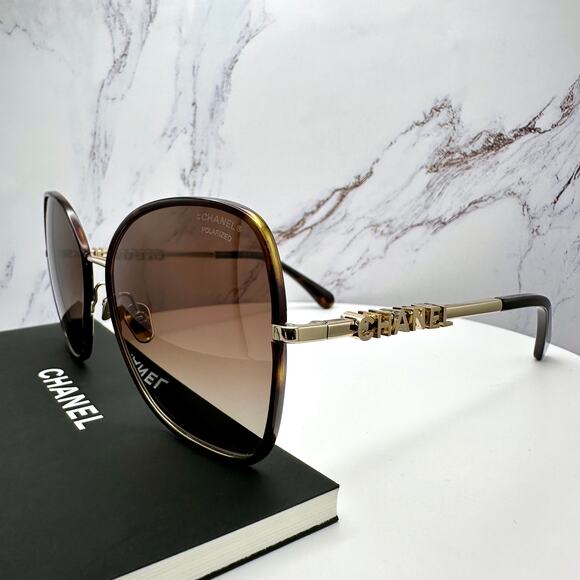 New CHANEL Sunglasses - Picture 6 of 16